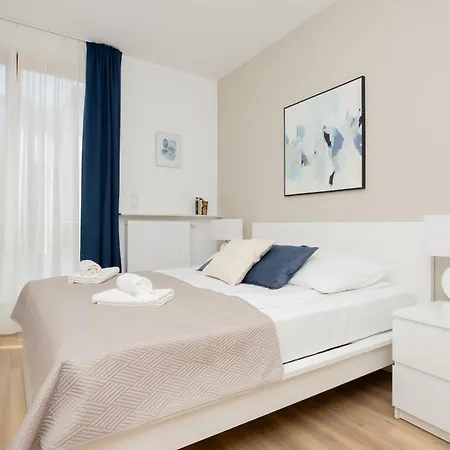 Apartment Sarmacka 25 Next To Medicover And Paley