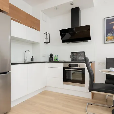 Sarmacka 25 Next To Medicover And Paley Apartament