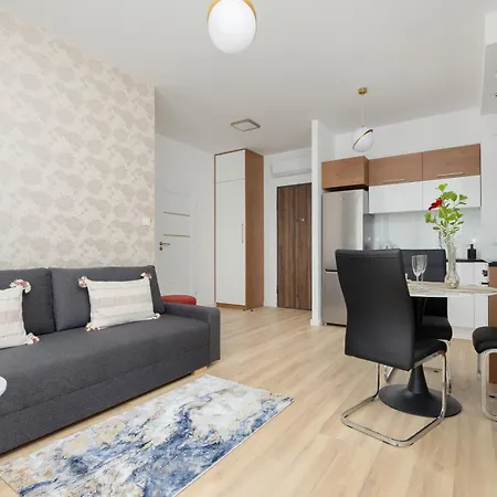 Sarmacka 25 Next To Medicover And Paley Apartament