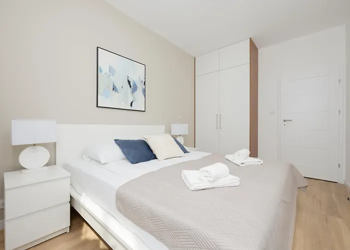 Apartamento Sarmacka 25 Next To Medicover And Paley Varsovia