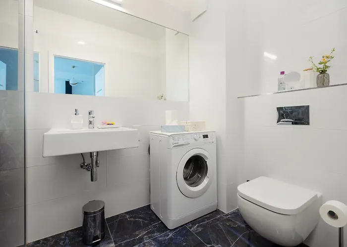 Sarmacka 25 Next To Medicover And Paley Apartamento