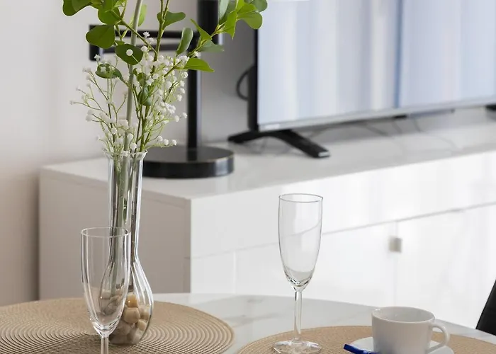 Sarmacka 25 Next To Medicover And Paley