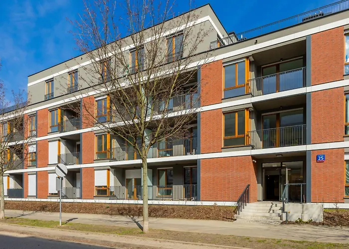 Sarmacka 25 Next To Medicover And Paley