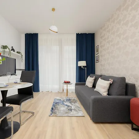 Sarmacka 25 Next To Medicover And Paley *