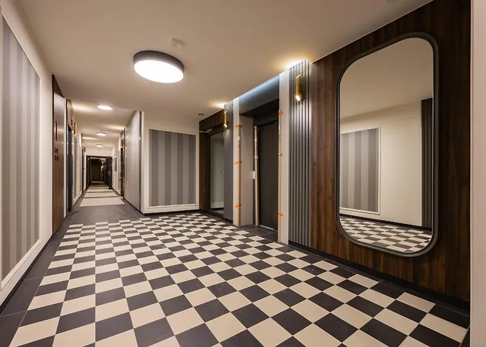 Sarmacka 25 Next To Medicover And Paley *