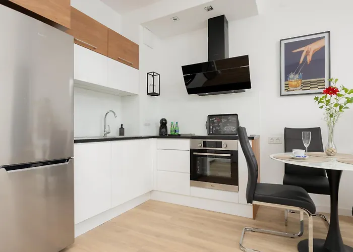 Sarmacka 25 Next To Medicover And Paley Daire