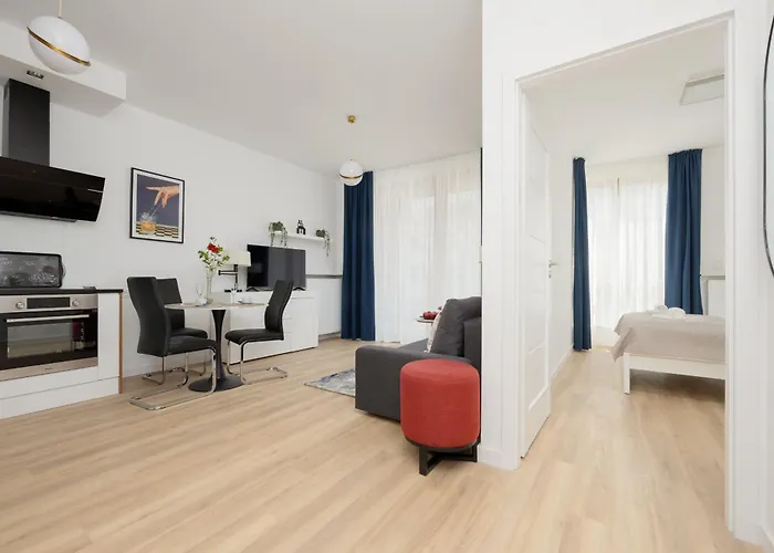 Sarmacka 25 Next To Medicover And Paley *